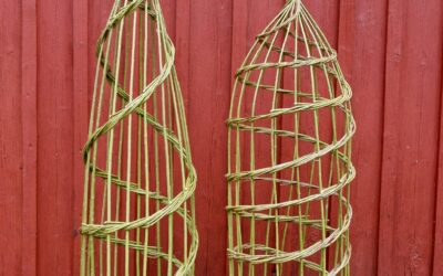 Fläta blomstöd i pil